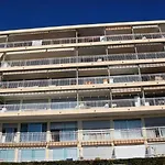 Residence Le Chateau St Louis - Giotto - Studio Climatise Avec Agreable Terrasse Directement Face A La Mer Mae-5584